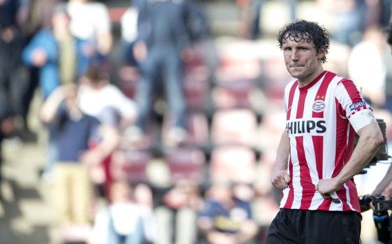 己的足球青 己的足球青