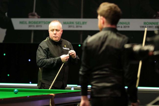 足长时间以 足长时间以