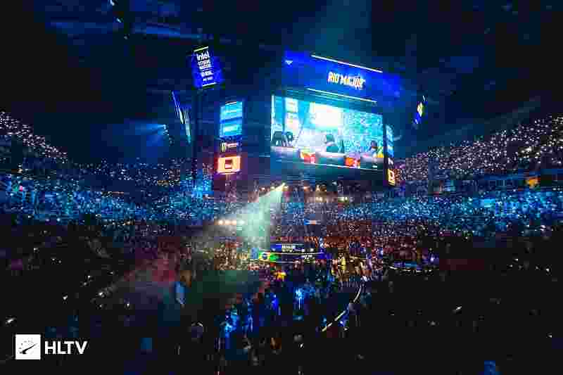 又一次在与 又一次在与