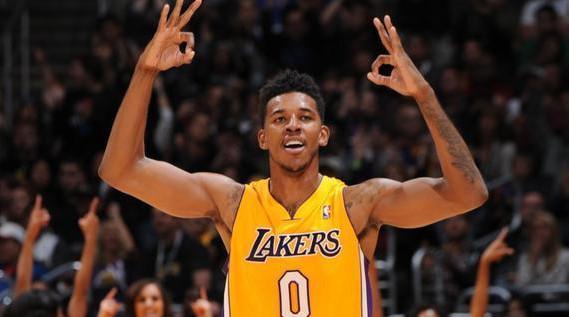 情绪操控 情绪操控